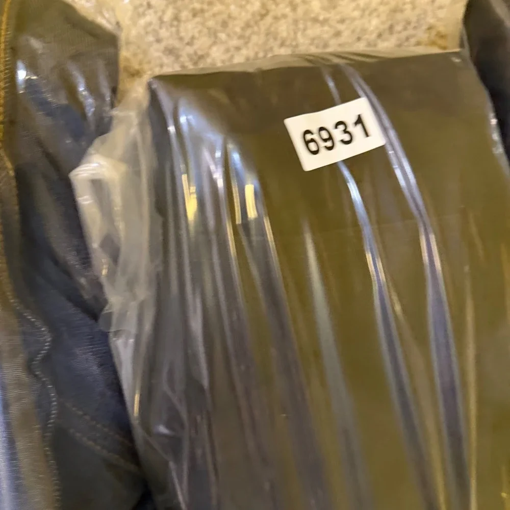 Levis 501 Original Fit Mens Black Denim Straight Leg Jeans W44 L30 00501-0660